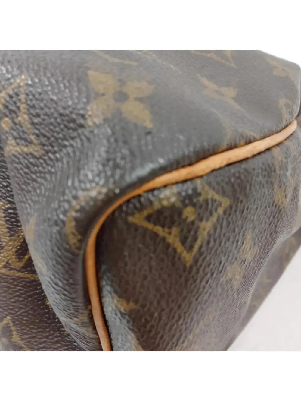 $1550 1991 Louis Vuitton Monogram Speedy 30 VI0961